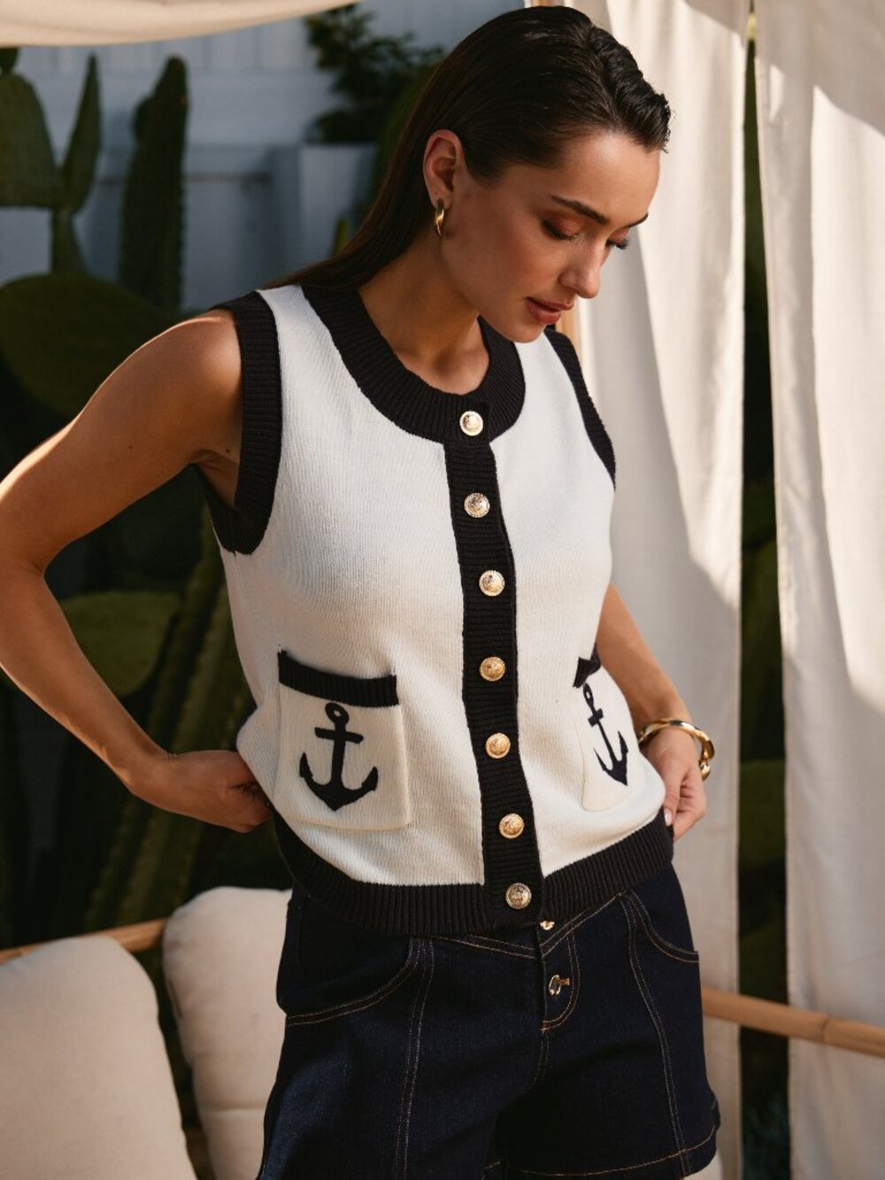 NWT Ivory with Navy Contrast Anchor Ocean Sea Yacht Club Vibes Knit Cotton Vest